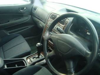 2002 Mitsubishi Legnum Pictures