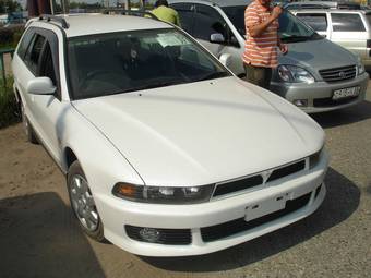 2002 Mitsubishi Legnum