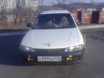 1993 Mitsubishi Libero Photos