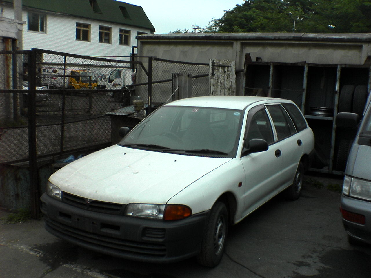 1998 Mitsubishi Libero