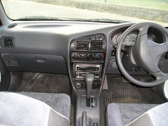 1999 Mitsubishi Libero Pictures