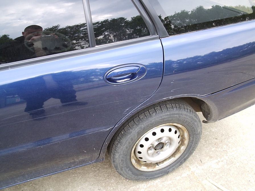 1999 Mitsubishi Libero Photos