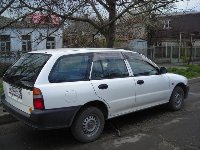 1999 Mitsubishi Libero