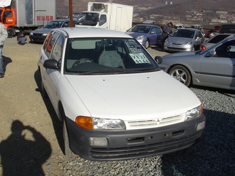 2000 Mitsubishi Libero