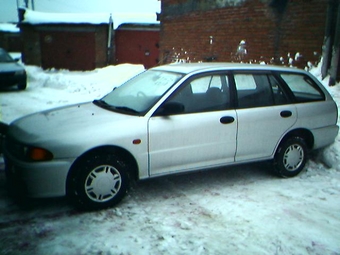 2000 Mitsubishi Libero