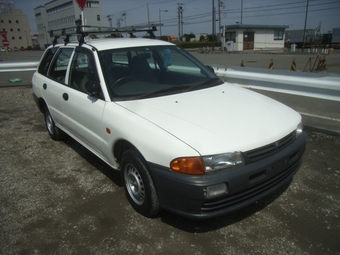 2000 Mitsubishi Libero