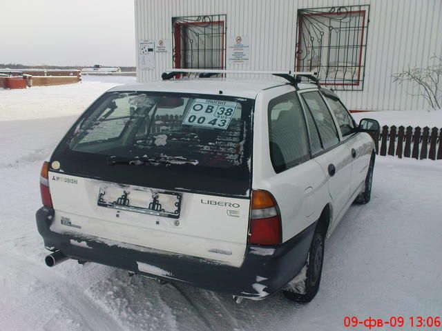 2000 Mitsubishi Libero