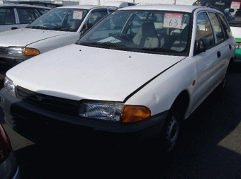 2000 Mitsubishi Libero