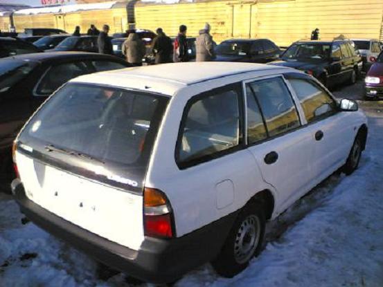 2000 Mitsubishi Libero Pictures