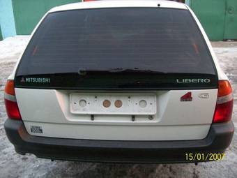 2001 Mitsubishi Libero Pictures