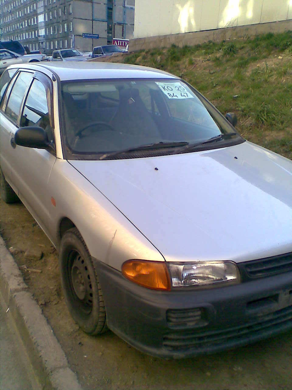 2001 Mitsubishi Libero