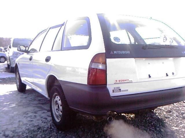 2002 Mitsubishi Libero