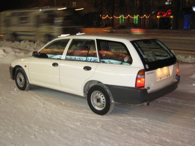 2002 Mitsubishi Libero