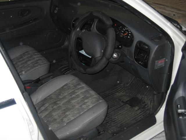 2002 Mitsubishi Libero