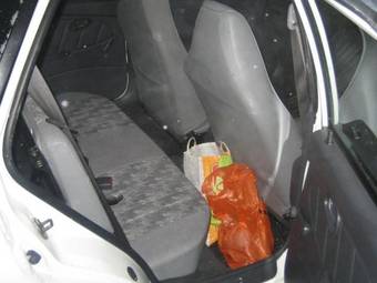 2002 Mitsubishi Libero Pictures