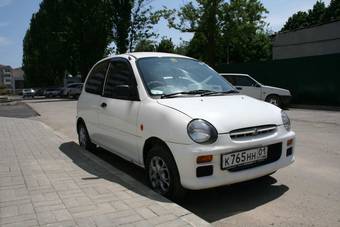 1997 Mitsubishi Minica Pictures