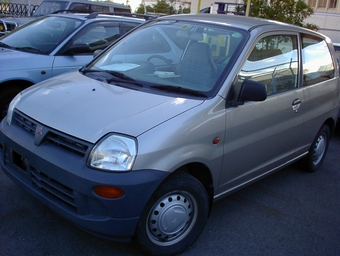 1999 Mitsubishi Minica