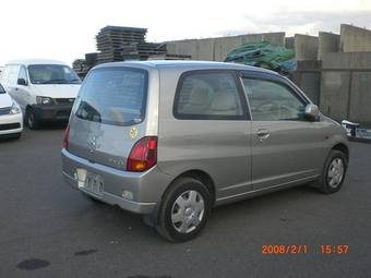 2003 Mitsubishi Minica Photos