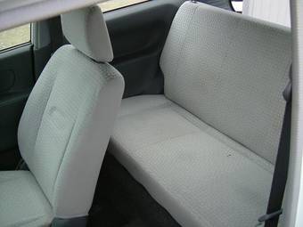 2003 Mitsubishi Minica Pictures