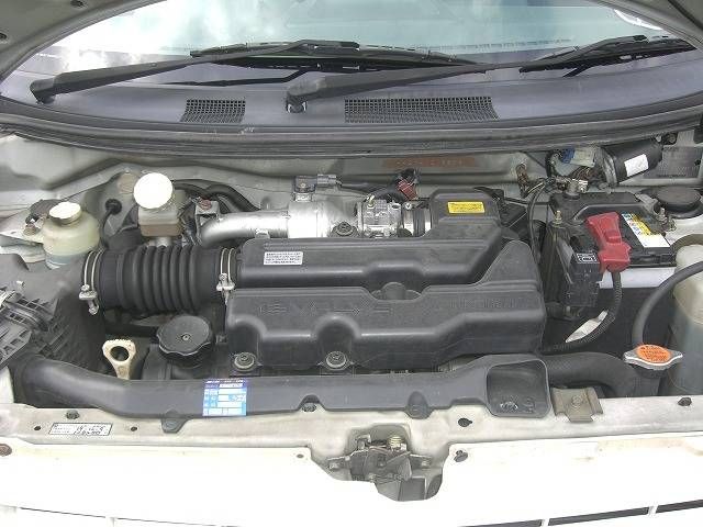 2004 Mitsubishi Minica