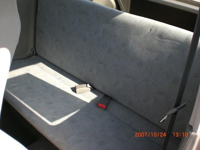 2004 Mitsubishi Minica