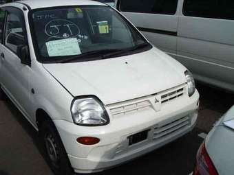 2004 Mitsubishi Minica For Sale