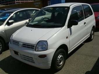 2004 Mitsubishi Minica For Sale