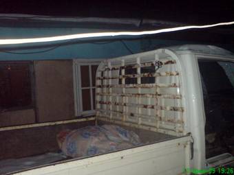 1990 Mitsubishi Minicab Pictures