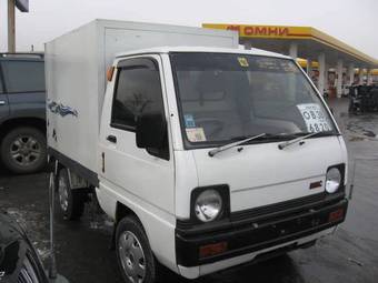 1990 Mitsubishi Minicab Pictures