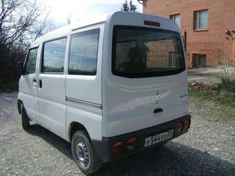 2000 Mitsubishi Minicab Pics