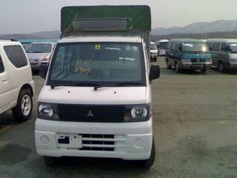 2001 Mitsubishi Minicab