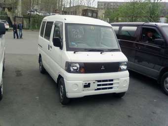 2002 Mitsubishi Minicab