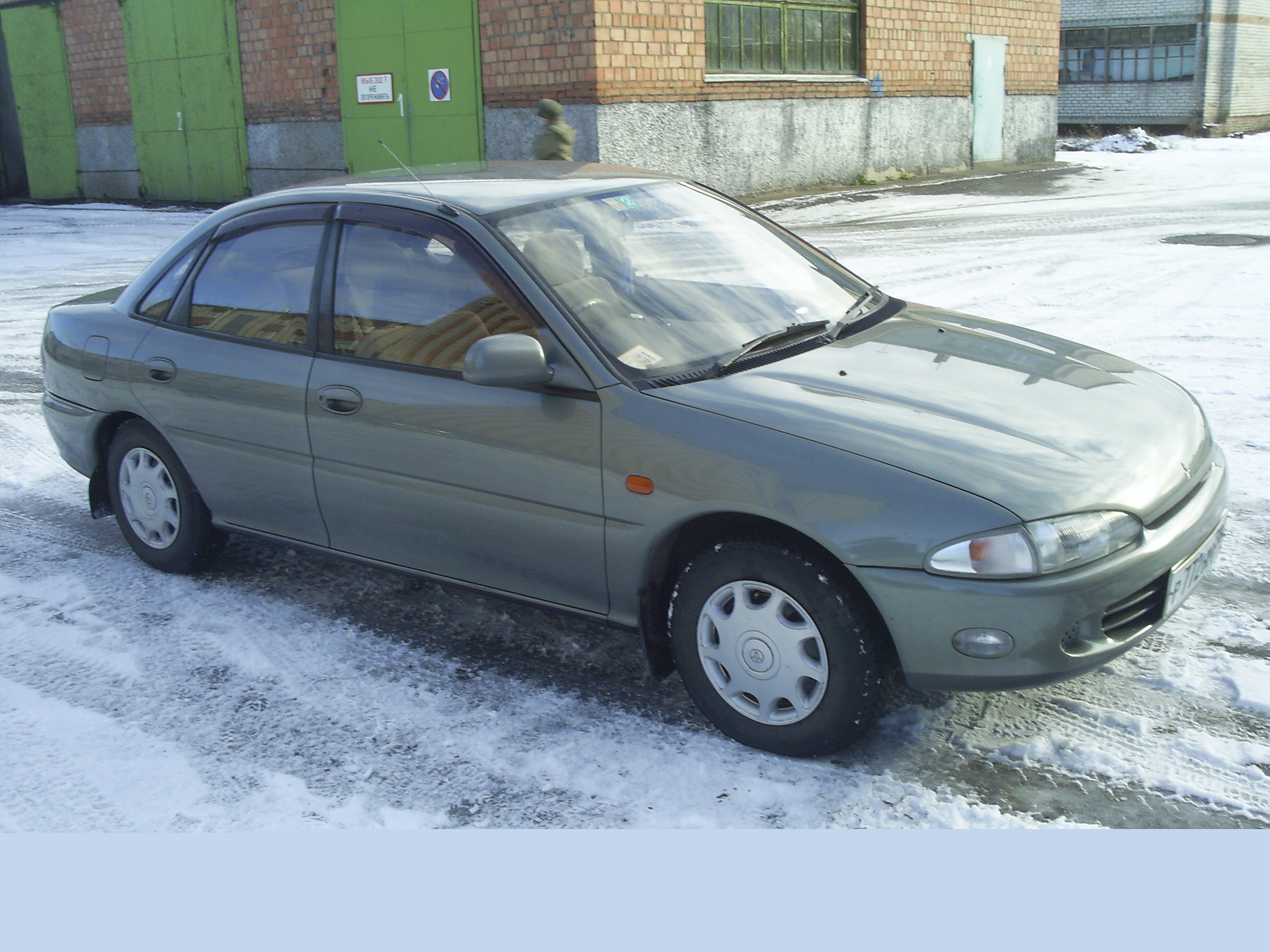 1992 Mitsubishi Mirage