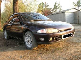1992 Mitsubishi Mirage Pictures