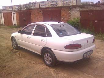 1992 Mitsubishi Mirage Pictures