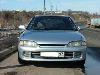 1993 Mitsubishi Mirage Photos