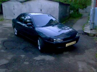 1993 Mitsubishi Mirage Photos