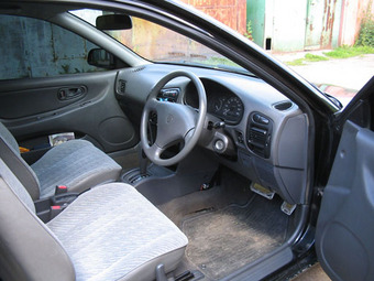 1995 Mitsubishi Mirage Photos