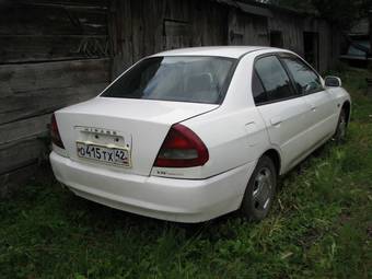 1995 Mitsubishi Mirage Photos