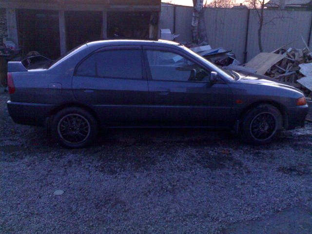 1996 Mitsubishi Mirage