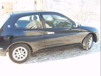 1997 Mitsubishi Mirage Pictures