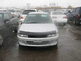 1997 Mitsubishi Mirage Pictures