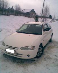 1998 Mitsubishi Mirage Photos