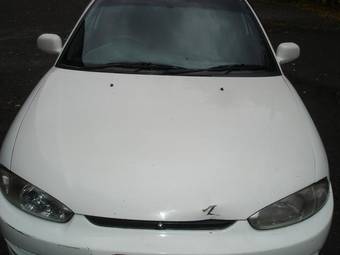 1998 Mitsubishi Mirage Photos