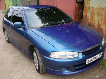 1998 Mitsubishi Mirage Photos