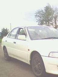 1998 Mitsubishi Mirage Pictures