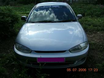 1998 Mitsubishi Mirage Photos