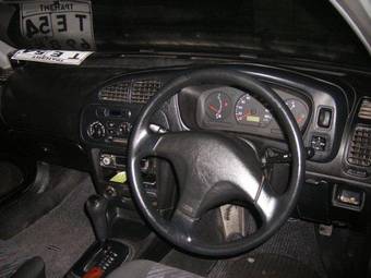 1998 Mitsubishi Mirage Photos