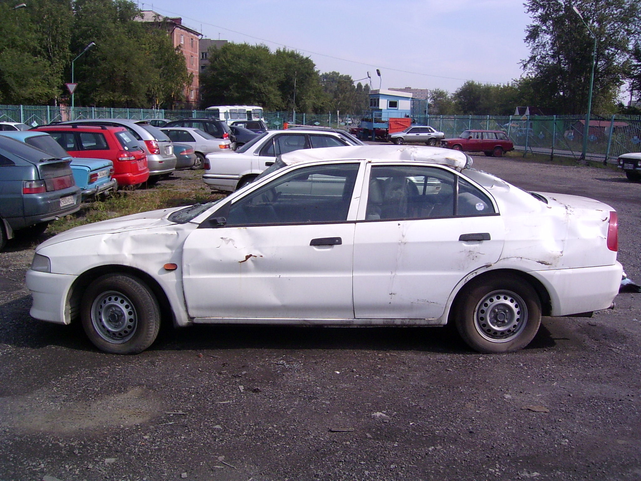1999 Mitsubishi Mirage