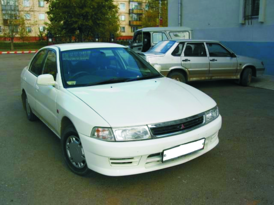 1999 Mitsubishi Mirage